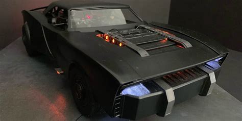 The Batman: Batmobile Concept Art Reveals Detailed View Of Early Design