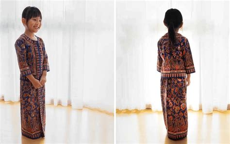 Singapore Airlines sells Junior Cabin Crew Sarong Kebaya for S$75