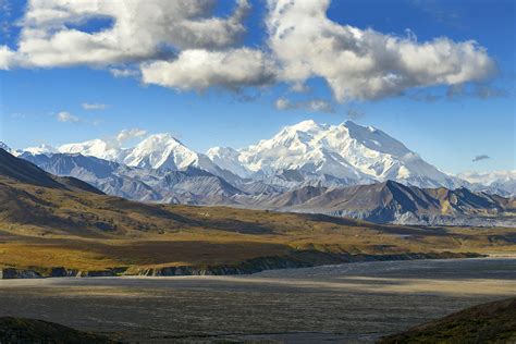 Landscape images of The Alaska Range of Mountains in Denali National ...