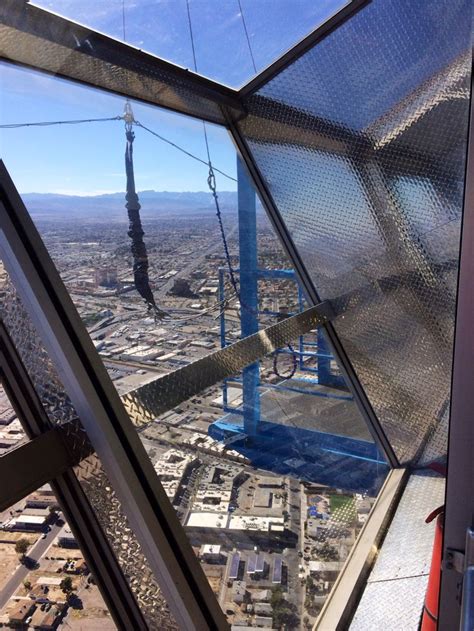 Sky Jump Stratosphere Tower--Las Vegas | Stratosphere tower las vegas, Stratosphere tower, Vegas ...