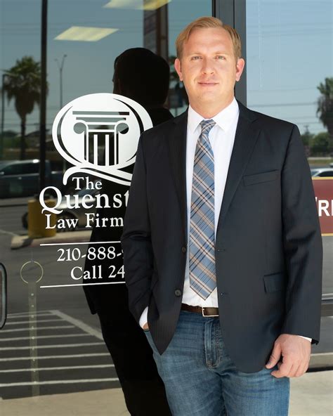 Schertz 18-Wheeler Accident Lawyer | The Quenstedt Law Firm, PLLC