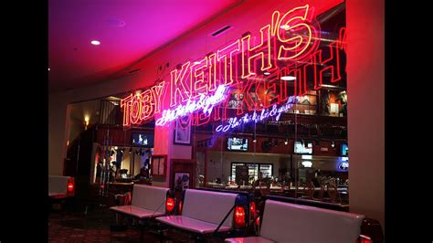 Toby Keith's I Love This Bar & Grill closes permanently - YouTube