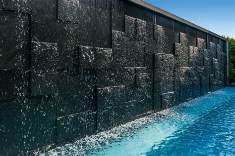 Water wall | Fontane da giardino, Arredamento giardino esterno, Arredamento giardino