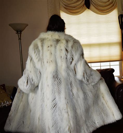 ROYAL Genuine Fox Fur Coat / Arctic Fox Fur by vintageveronique