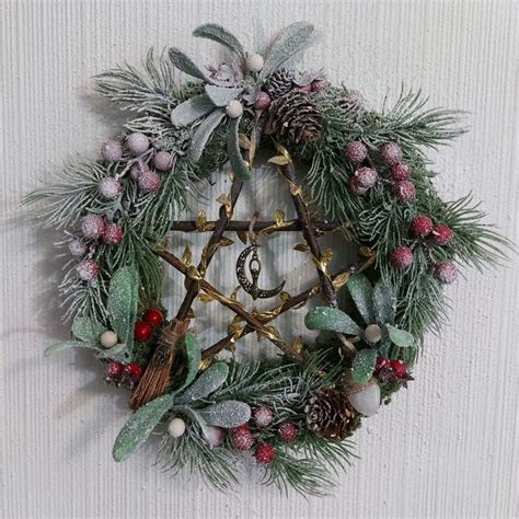 Pin by Jessica Bellido on Enchanted Christmas decorations | Pagan christmas, Pagan yule, Yule ...