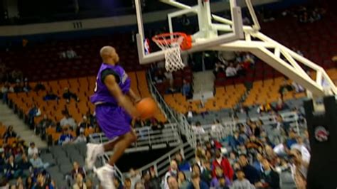 NBA shares unseen footage of a Raptors dunk contest with Vince Carter and Tracy McGrady ...