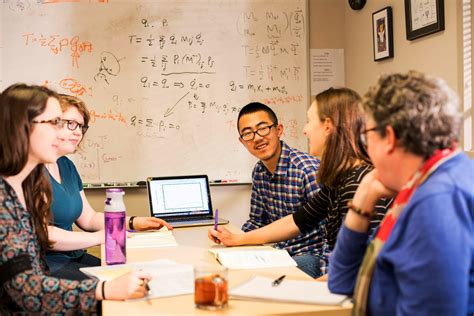 Group project? Taking turns, working with friends may improve grades | UW News