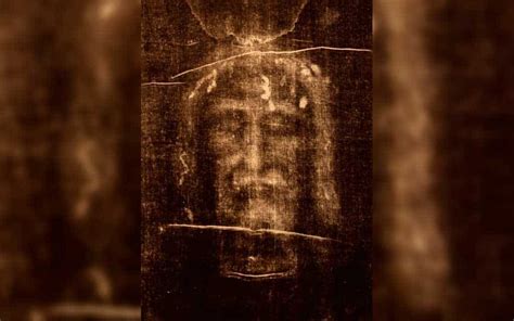 Holy Saturday: Prayer with the Shroud of Turin | Amormeus