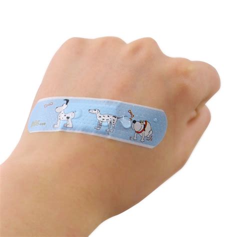 100Pcs Waterproof Breathable Cute Cartoon Band Aid Emergency Kit For ...