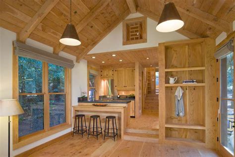 Smell The Calmness Of This Cozy Rustic Barn Cabin | iDesignArch ...