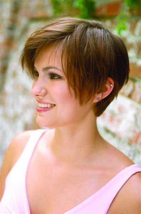 Short Hair Women | Short Hairstyles Ideas and Pictures Gallery