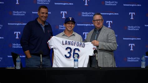 Texas Rangers: Draft pick Wyatt Langford officially signs | wfaa.com