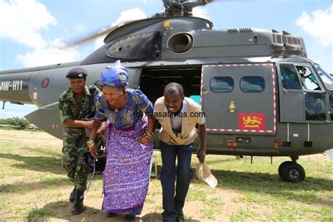 Fresh floods hit Malawi as UNICEF says 300,000 displaced - Malawi Nyasa ...