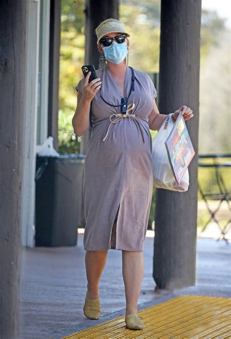 Katy Perry - Shows her baby bump in Santa Barbara - California-29 ...