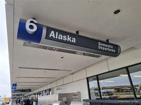 Review of Alaska Airlines flight from Los Angeles to Washington in Domestic First