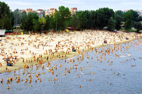 File:Strand Novi Sad.jpg - Wikipedia