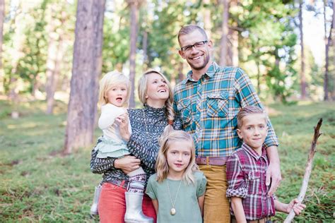 By Bethany Photography: || The Atkins Family Christmas Tree