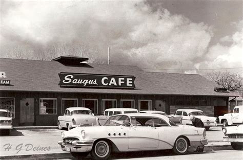 SCVHistory.com HG5702 | Saugus | Saugus Cafe, New 1952 Building.