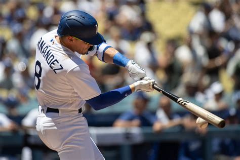 Kiké Hernández gets a fresh start (and two hits) in his Dodgers return ...