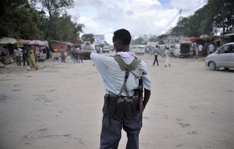 Culture of bribing traffic police poses security challenge for Mogadishu