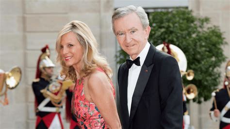 Helene Mercier -Wife of The CEO of Louis Vuitton, Bernard Arnault! | Trending News Buzz