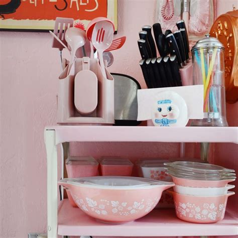 Kitschy Kitchen Decor Ideas - Wonder Forest