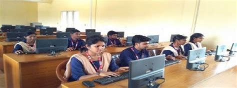 GIET Degree College Rajahmundry B.Sc Review by Student - Harsha Vardhan 6844 - CollegeBatch.com