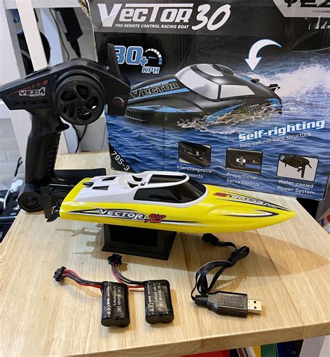 RC SPEED BOAT ), Hobbies & Toys, Toys & Games on Carousell