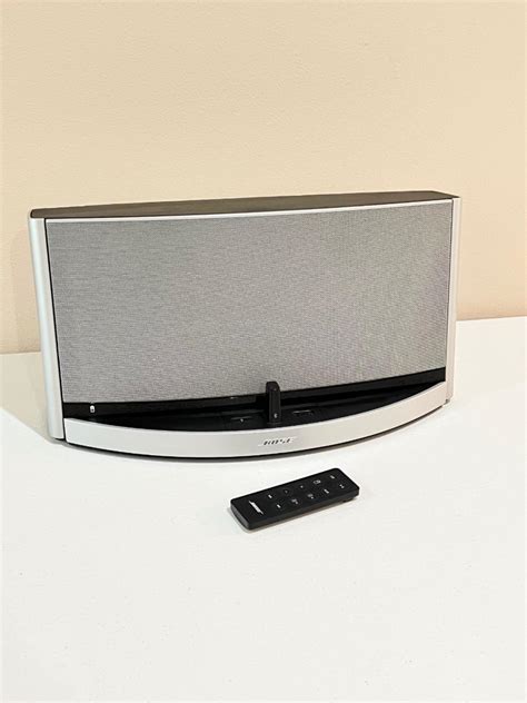 BOSE ~ SoundDock 10 Bluetooth Speaker | EstateSales.org