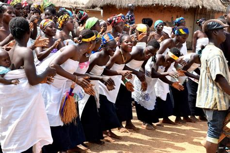 The festivals of Ivory Coast: dances and music