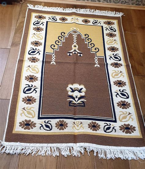 Essentials › Prayer Mats › Hand Made Large Double Sided Floral 100% Wool Prayer Mat