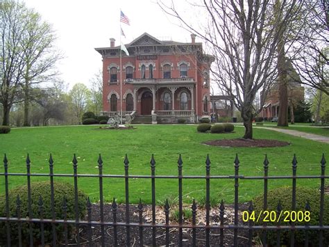 Theresa's Haunted History of the Tri-State: Warren City Hall--Ohio