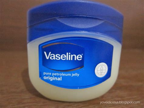 yoveelicious: Petroleum Jelly (Vaseline) Review