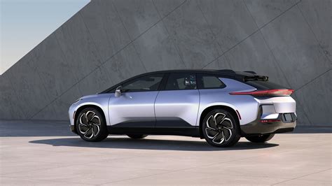 ファラデー フューチャー FF 91 公式定格: 381 マイルの電気範囲 - JP NewsS