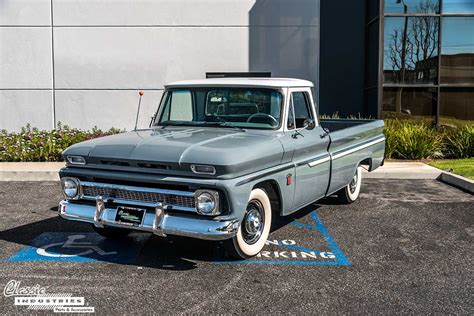 1964 Chevy C10 - Keep On Truckin'