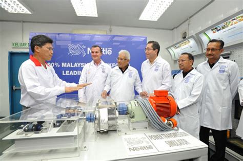 Minister visits Nestlé Malaysia factory