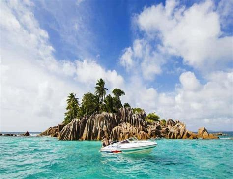 8 Unbeatable Beaches in Seychelles - Secret World