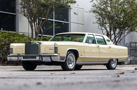 1977 Lincoln Continental