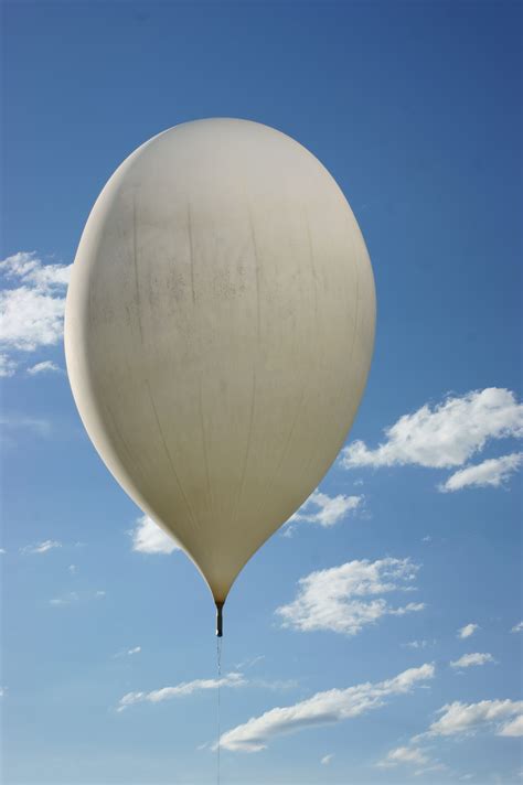 File:High Altitude Hydrogen Balloon.JPG - Wikimedia Commons