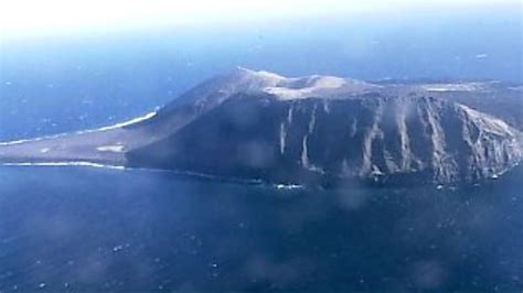 Surtsey, the young island that 'looks old'