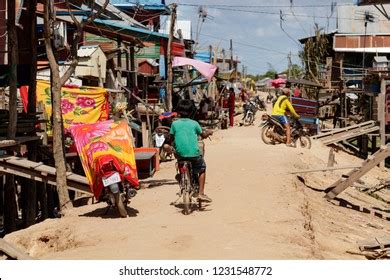 504 Cambodia Slums Images, Stock Photos & Vectors | Shutterstock