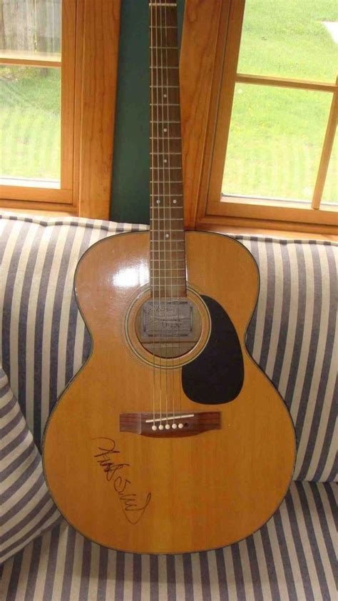 Guitar autographed by Travis - Days of the New/Travis Meeks Photo (18860482) - Fanpop