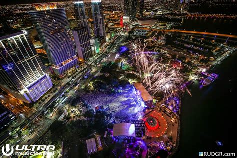 Online crop | aerial view of city buildings, Ultra Music Festival, Miami, music festival HD ...