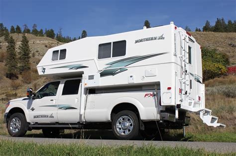 Northern Lite Camper Buyers Guide - Fiberglass Truck Campers