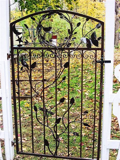 Metal Gate Garden Gate Single Iron Gate. | Etsy | Garden gate design, Metal garden gates, Iron ...