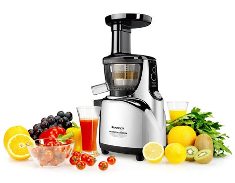 Guide to the Best Juicer Machines and Our TOP Juicer Reviews 2017