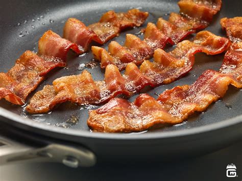 Chaos and Pain: Bacon: Superfood Or Hipster Bullshit?