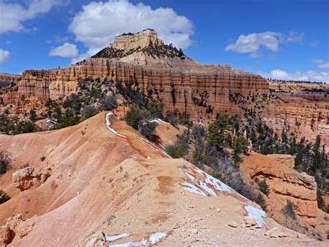 Ridge below Boat Mesa: Fairyland Loop Trail, Bryce Canyon National Park, Utah