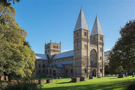 Romanesque and Gothic Architecture of Southwell Minster - Brewminate: A ...