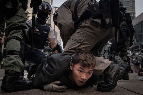 Dramatic images from the Hong Kong protests - ABC News